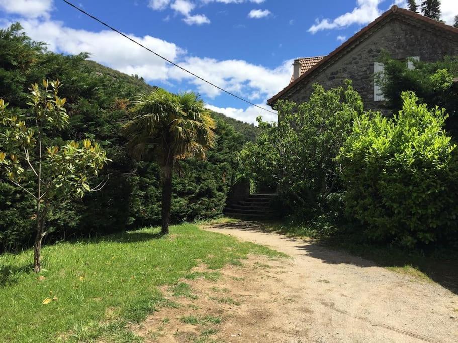 Grande Maison Familiale En Pierres Sud Ardeche Lalevade-d'Ardeche Exterior photo